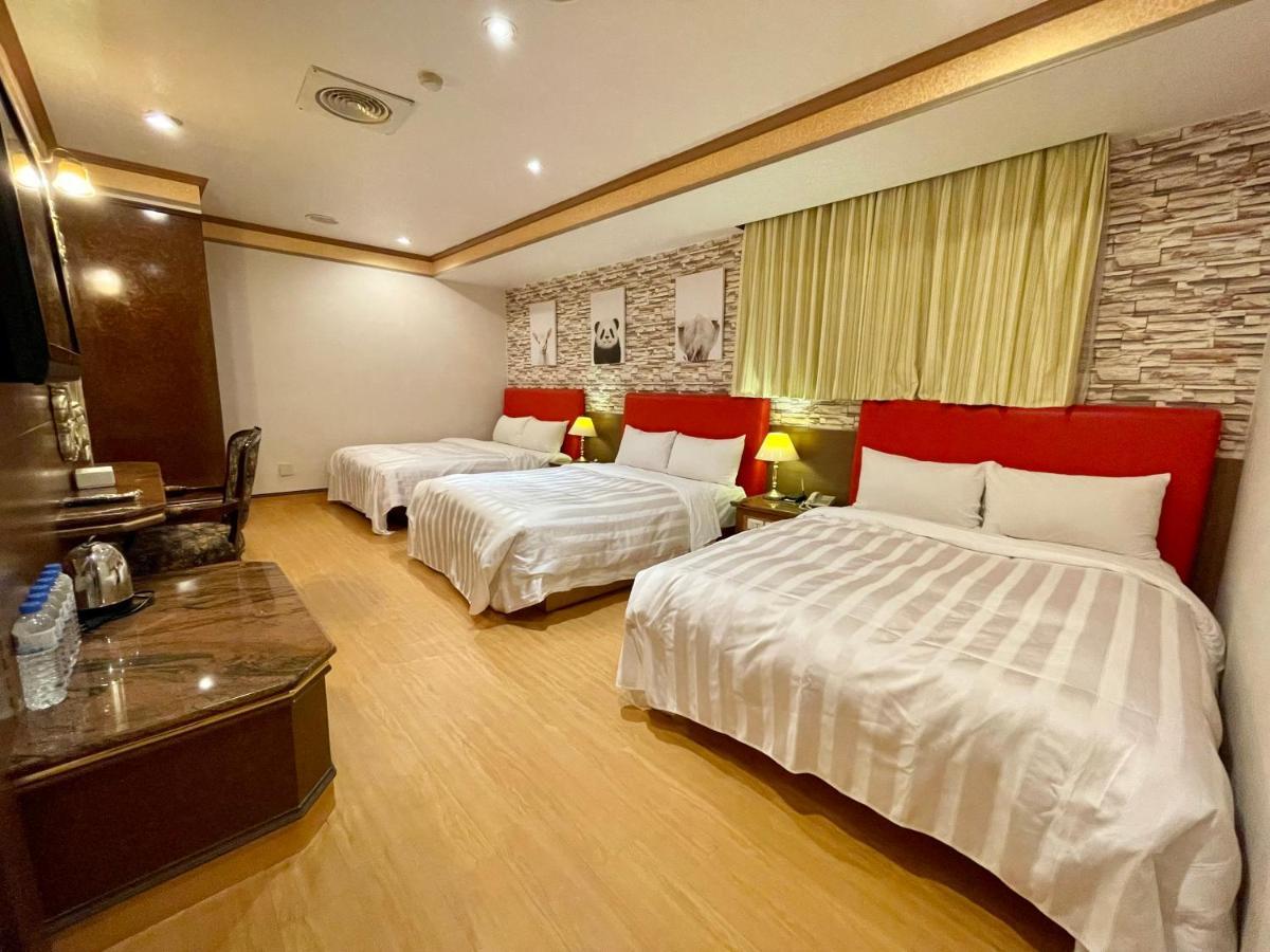 Wenpin Hotel - Pier 2 Гаосюн Экстерьер фото